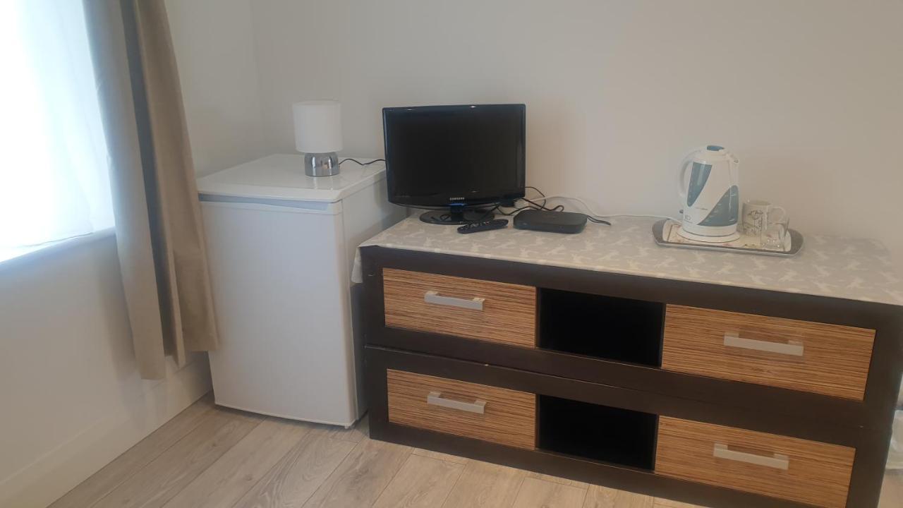 Apsley Home, Hemel Hempstead Bagian luar foto